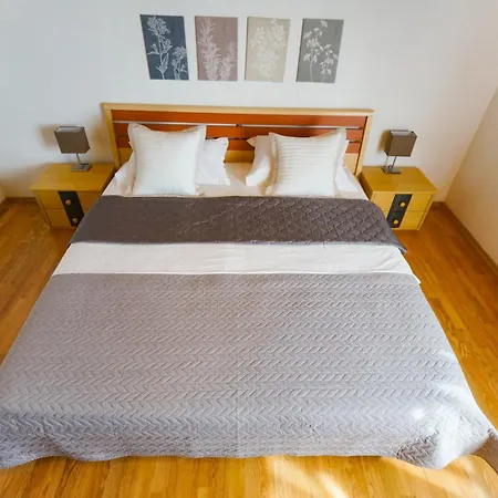 Guest house Big With Sea View Ero 3*