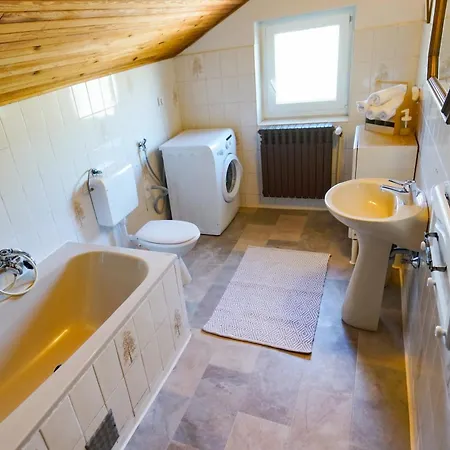 Casa de hóspedes Big With Sea View Ero Sukošan