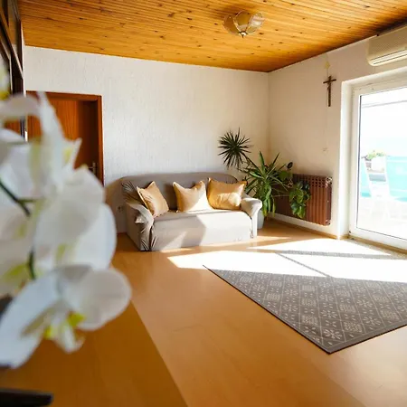 Big With Sea View Ero 3* Sukošan