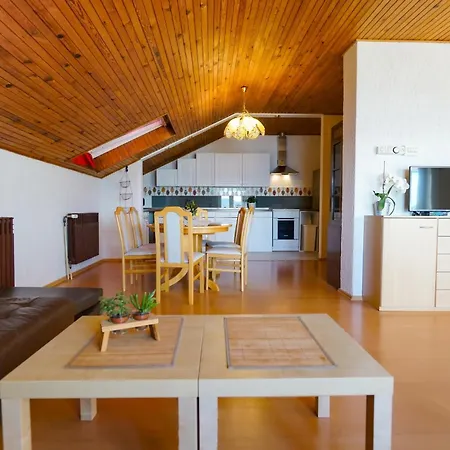 בית הארחה Big With Sea View Ero 3*