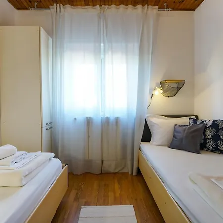 Big With Sea View Ero ゲストハウス 3*