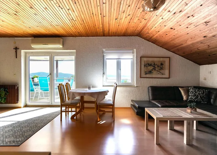 Gostinjska kuća Big With Sea View Ero Sukosan